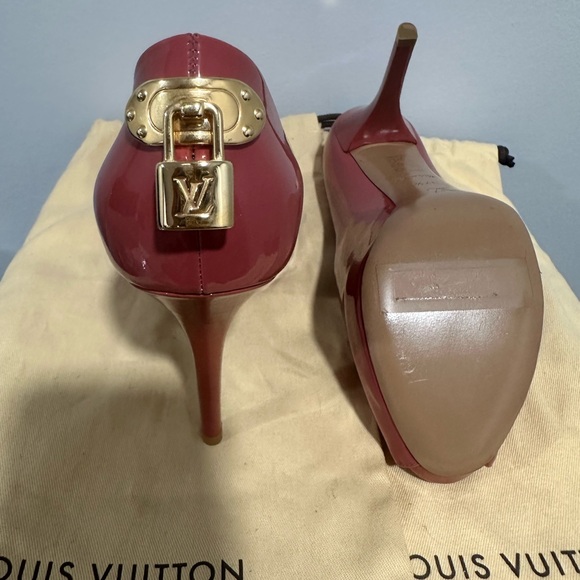 Authentic Louis Vuitton Oh Really Pumps - Picture 4 of 16
